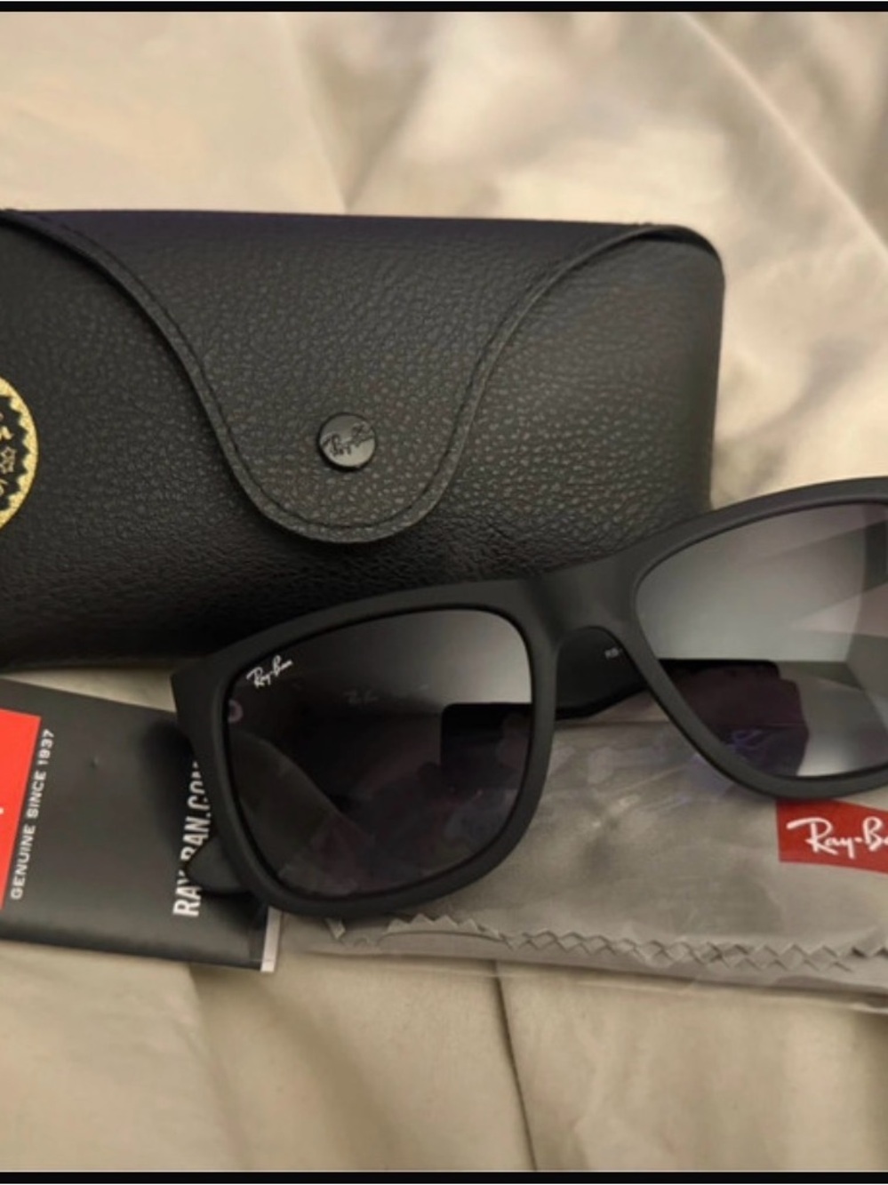 Ray-Ban Matte Rubber Black Justin Classic Sunglasses
